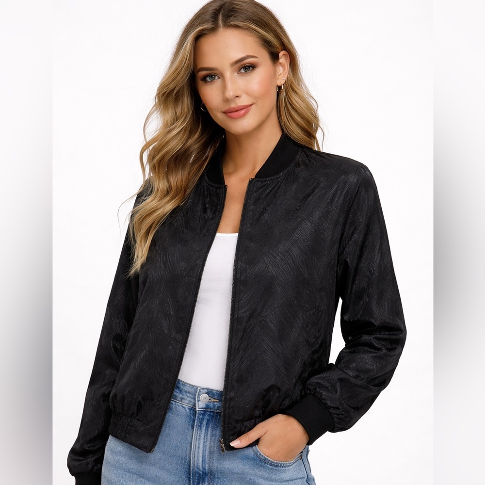 H&M EUC Textured Bomber Jacket Cropped Black Minimalist Size 10